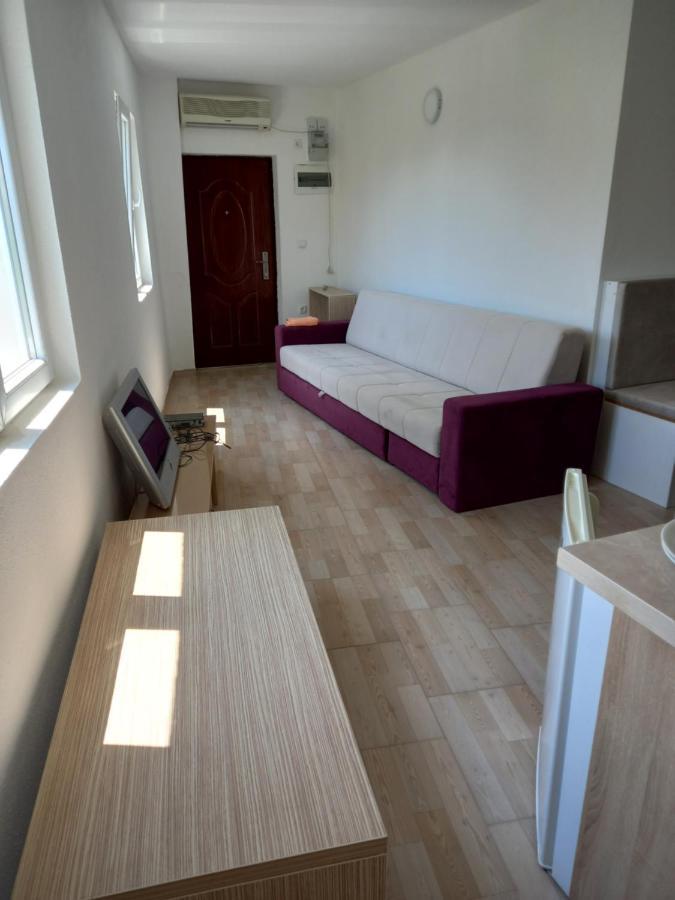 Md Apartmani Canj Exterior photo