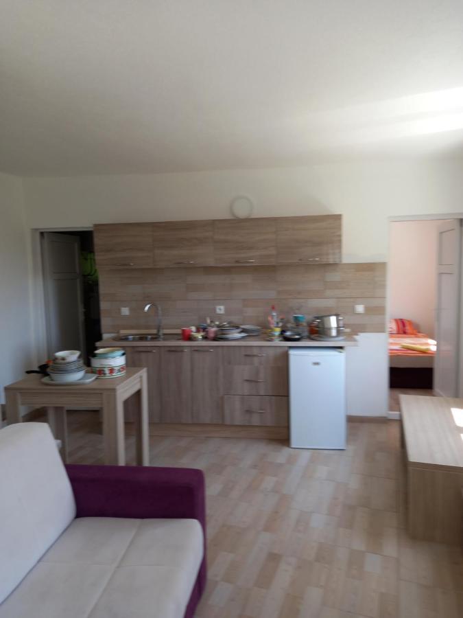Md Apartmani Canj Exterior photo